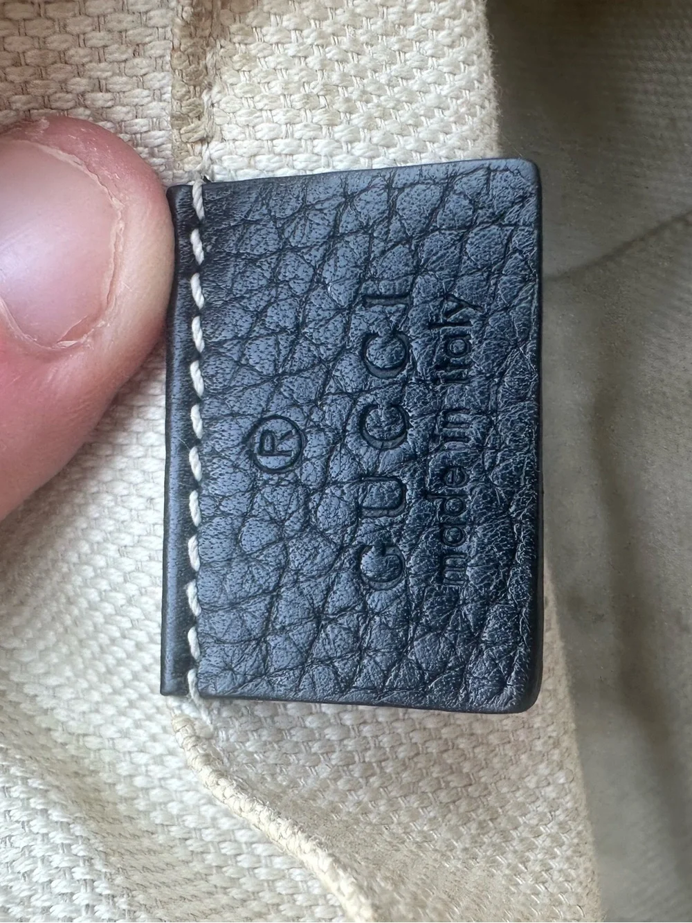 Gucci Soho Disco Black Pebbled Leather Crossbody Bag Tassel Authentic